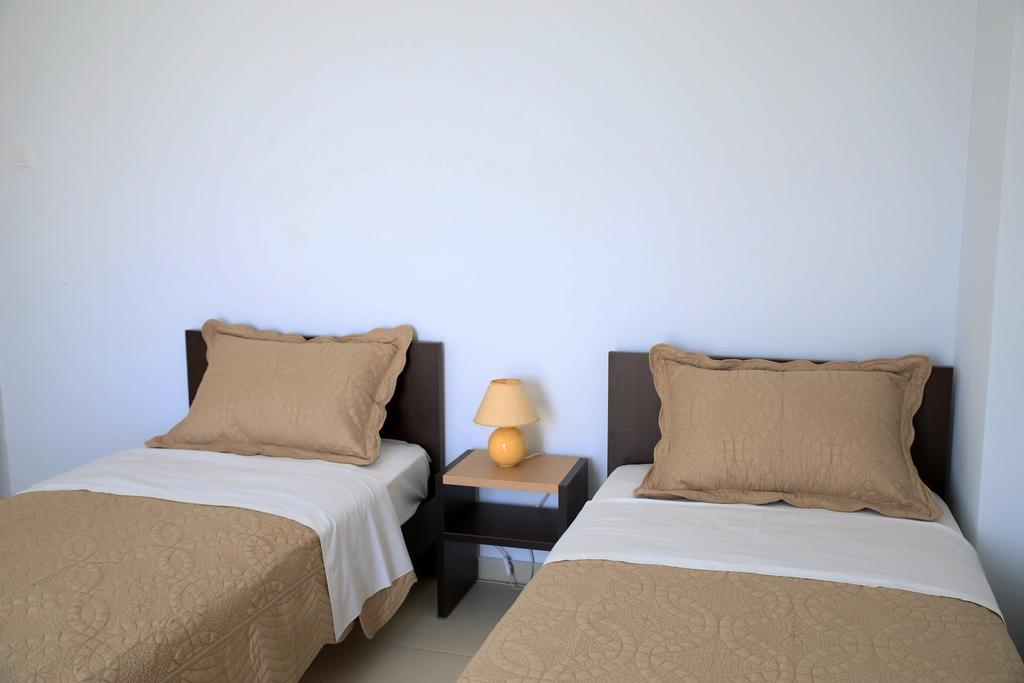 Vari Beach Hotel Buitenkant foto