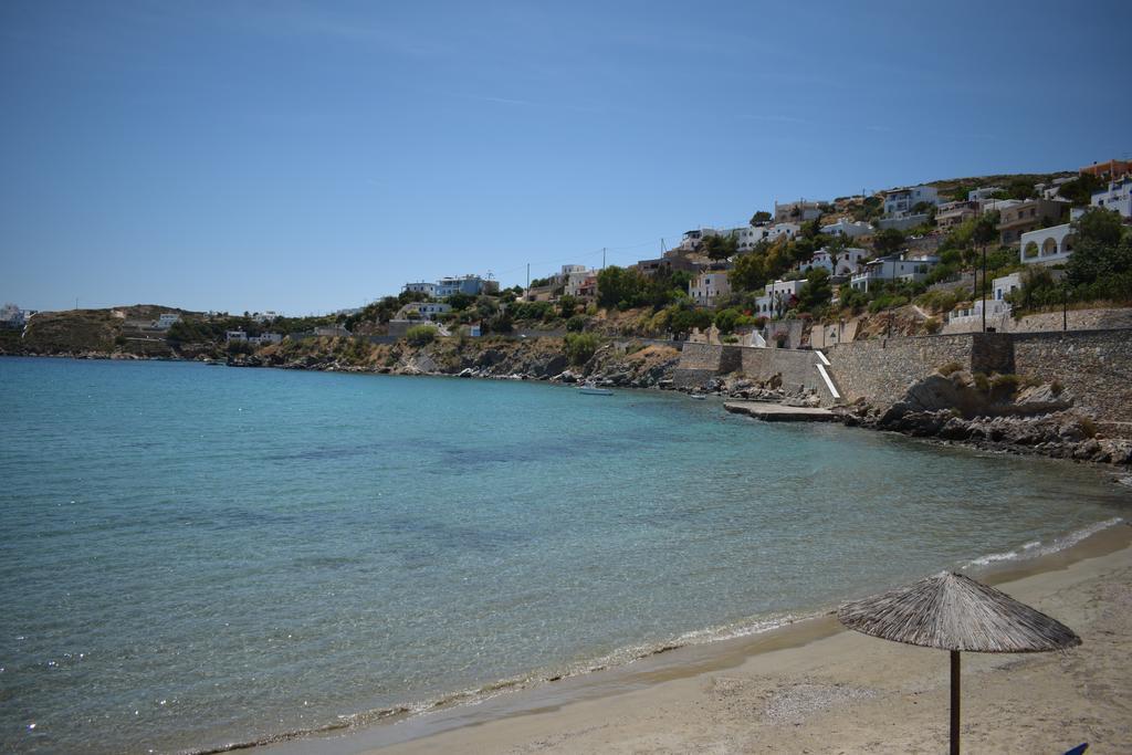 Vari Beach Hotel Buitenkant foto